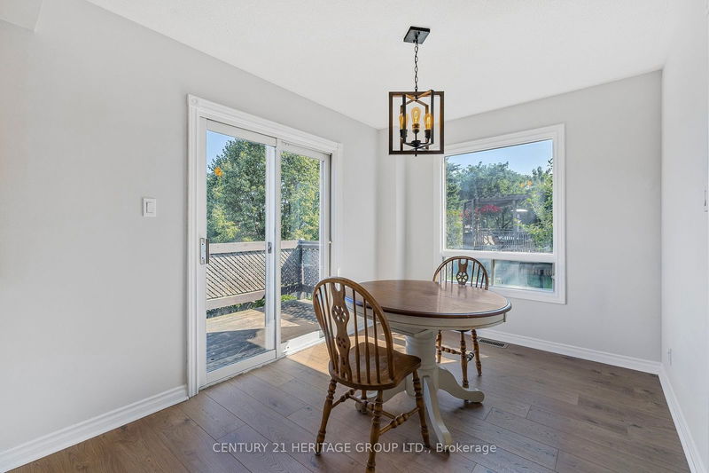 44 Fox Run Lane  Bradford West Gwillimbury, L3Z 2V1 | Image 10