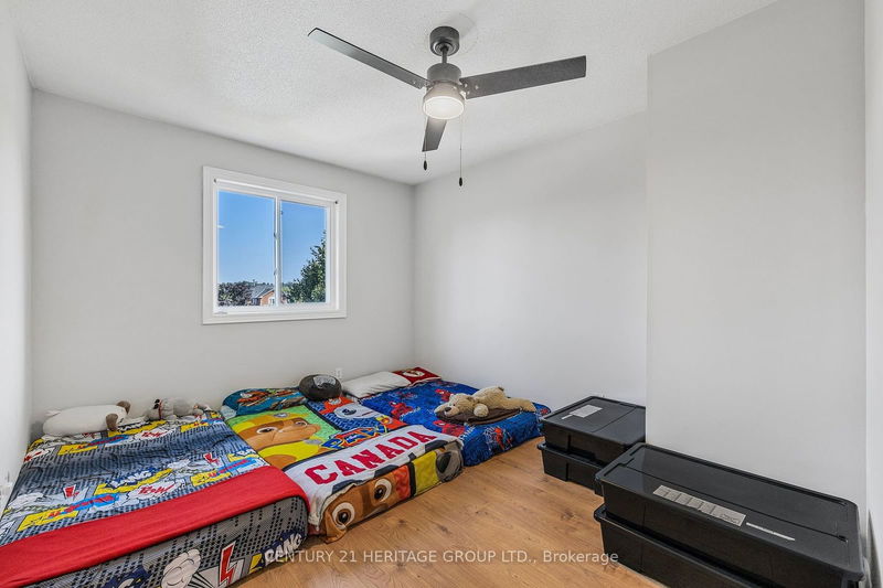 44 Fox Run Lane  Bradford West Gwillimbury, L3Z 2V1 | Image 24