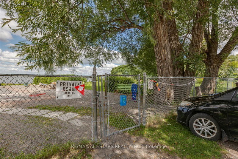 288 Woodycrest Ave  Georgina, L4P 2W2 | Image 23