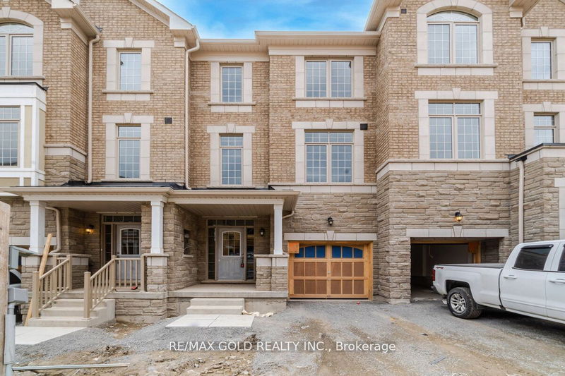 home for lease on 18 Andress Way