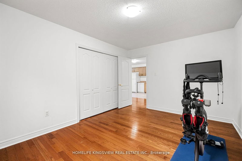 220 Peak Point Blvd  Vaughan, L6A 0B4 | Image 30