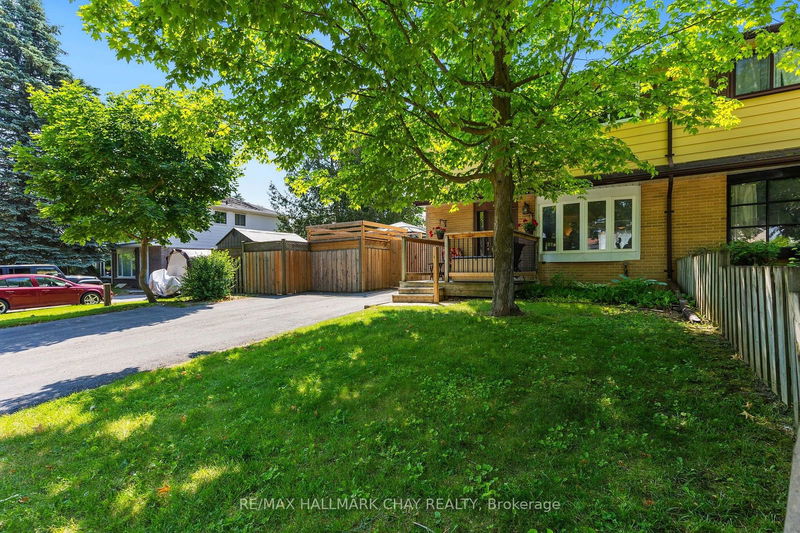 43 Adeline Ave  New Tecumseth, L0G 1W0 | Image 2