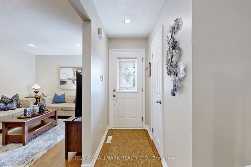 38 Rejane Cres  Vaughan, L4J 5A1 | Image 14