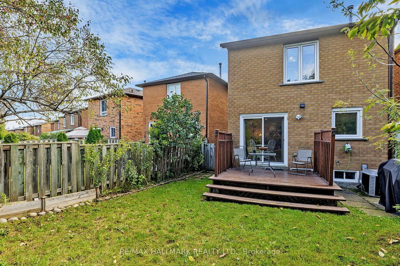 38 Rejane Cres  Vaughan, L4J 5A1 | Image 35