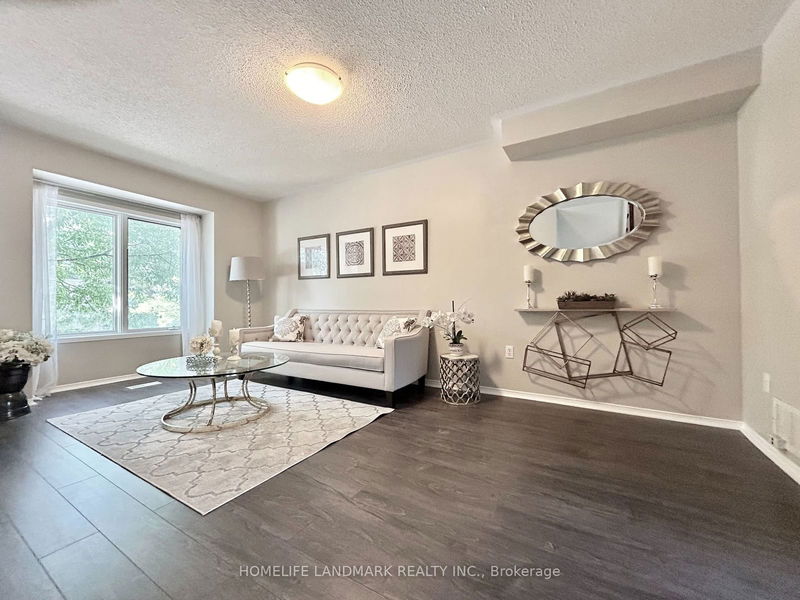 36 Vanity Cres  Richmond Hill, L4B 4E5 | Image 1