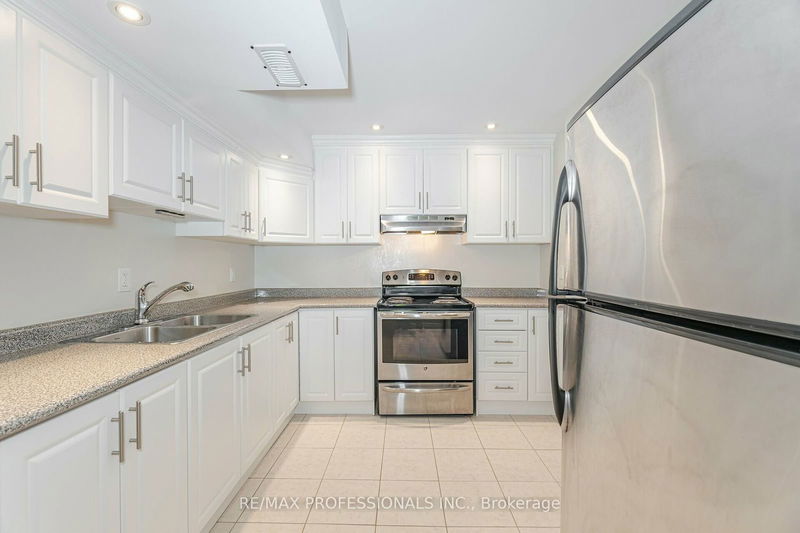 8 Andretti Cres  Brampton, L6X 5G7 | Image 34