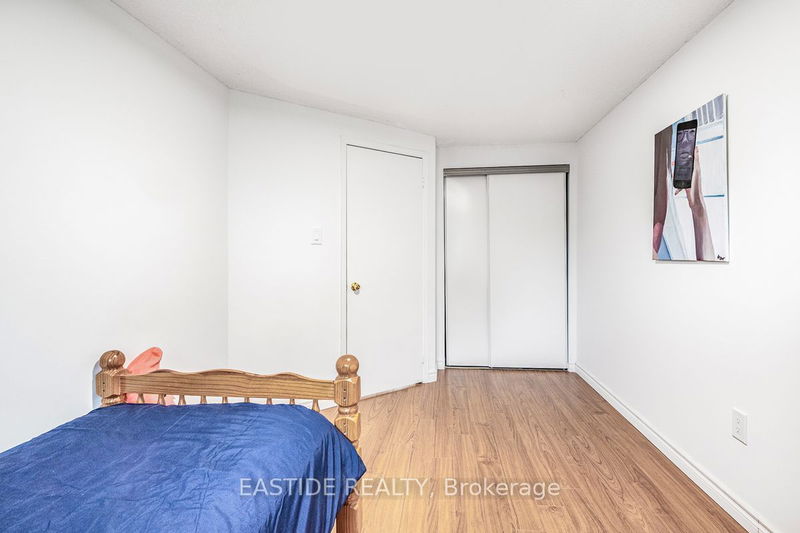 86 Oldhill St W Richmond Hill, L4C 9V1 | Image 12