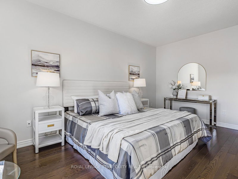 386 Chouinard Way  Aurora, L4G 1A6 | Image 21