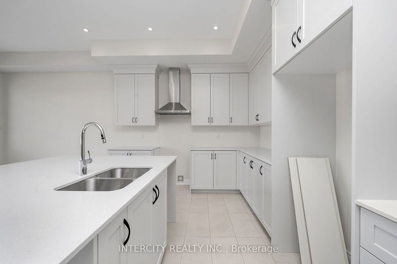 85 Terravista Cres  Vaughan, L4L 1A6 | Image 16