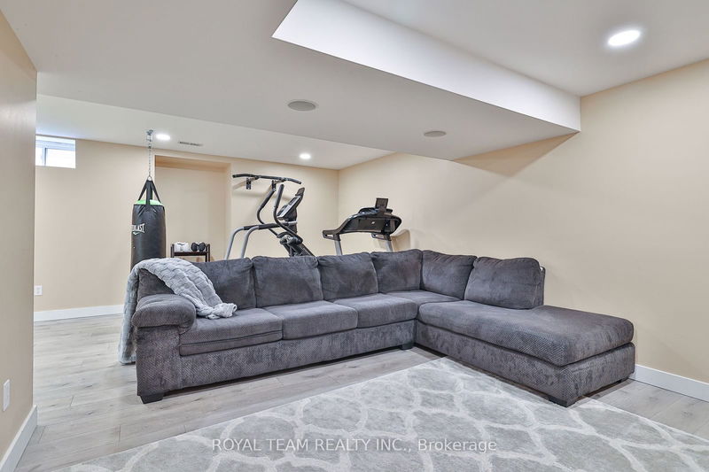 122 Sweet Water Cres  Richmond Hill, L4S 2B4 | Image 34