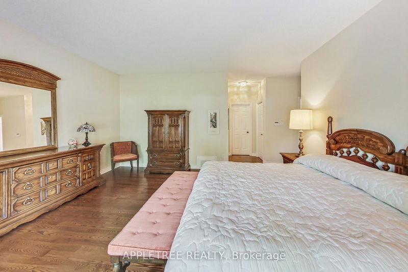 57 Carmichael Cres  King, L7B 1B5 | Image 13