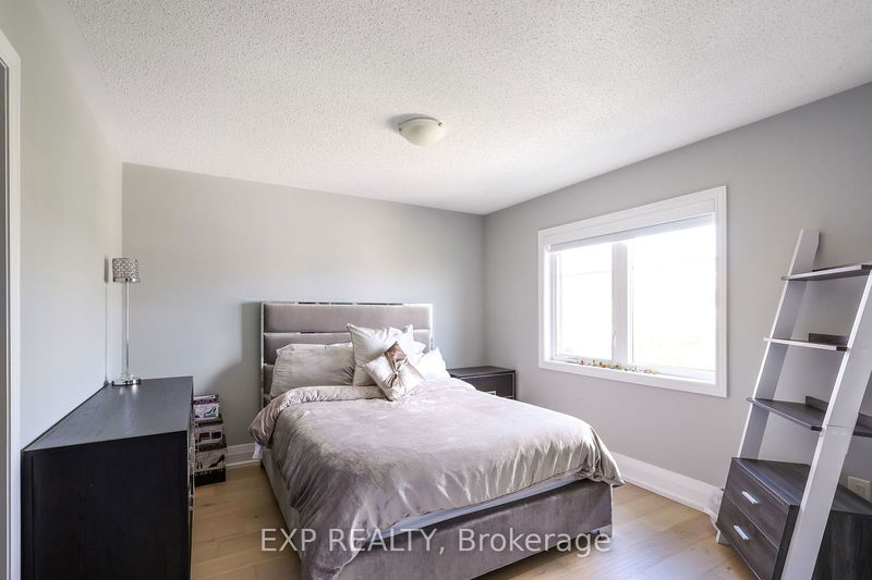 8 Philips Lake Crt  Richmond Hill, L4E 0M2 | Image 26