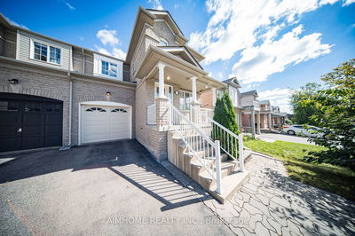 315 Flagstone Way  Newmarket, L3X 2R8 | Image 1