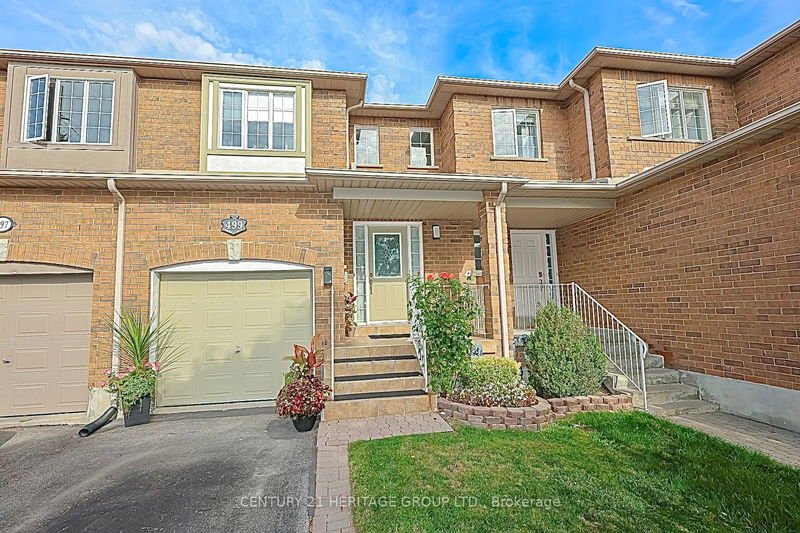 499 Rourke Pl  Newmarket, L3Y 8S9 | Image 1