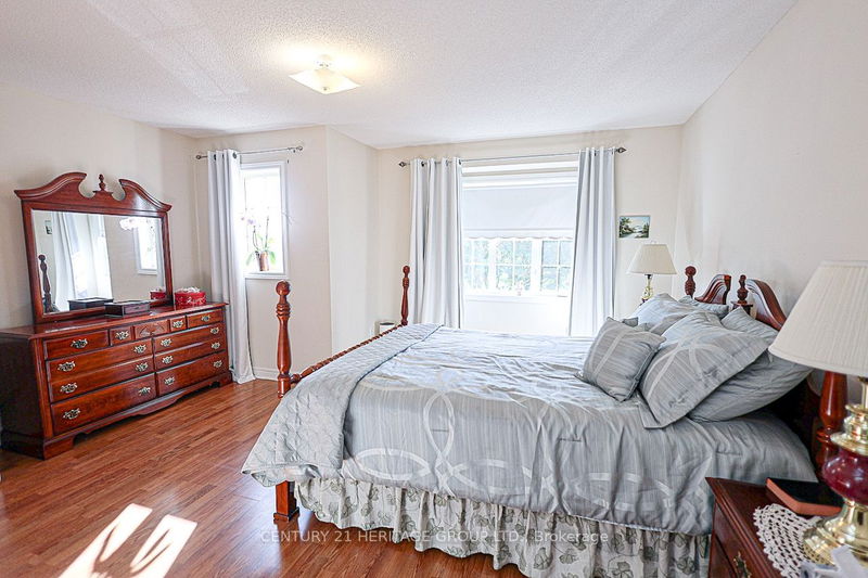 499 Rourke Pl  Newmarket, L3Y 8S9 | Image 20