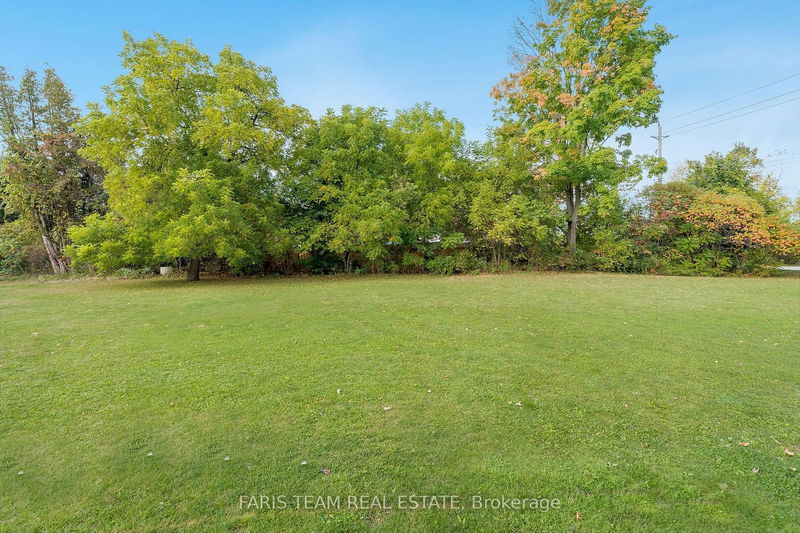 1093 7th Line  Innisfil, L9S 4G2 | Image 2