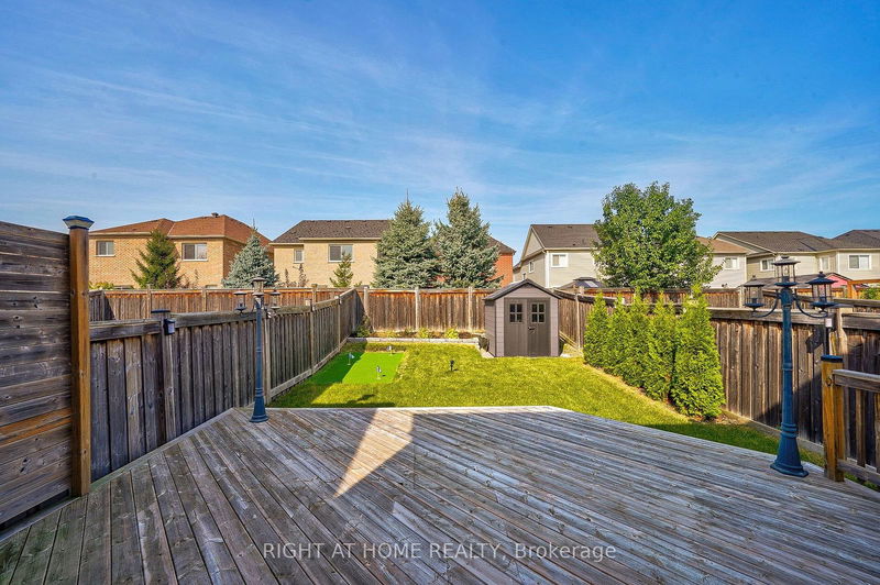 82 Orr Dr  Bradford West Gwillimbury, L3Z 0B9 | Image 37