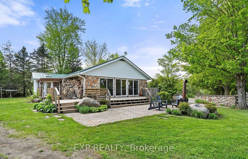 255 Victoria Rd  Georgina, L0E 1N0 | Image 1