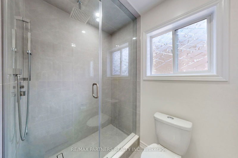 36 Westchester Cres  Markham, L6C 2X6 | Image 31