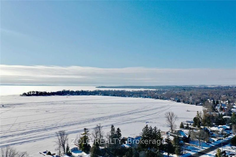 1422 Maple Way  Innisfil, L9S 4R1 | Image 4