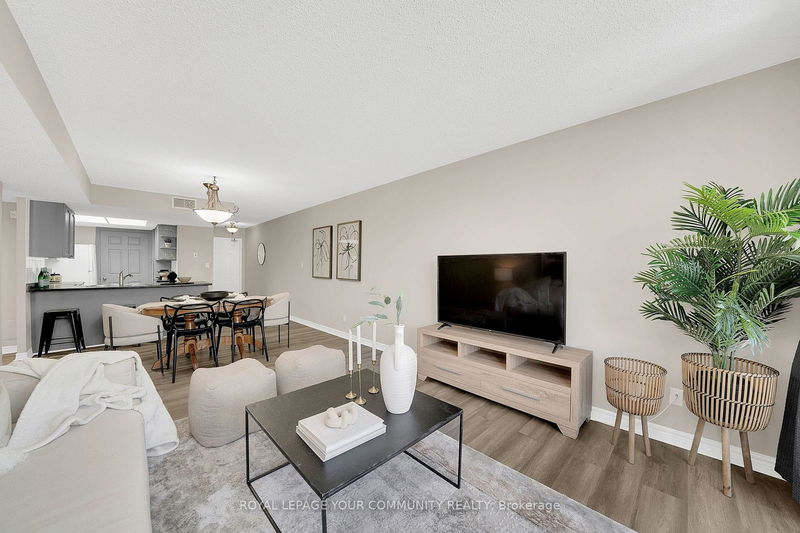  313 - 121 Woodbridge Ave  Vaughan, L4L 9E3 | Image 14