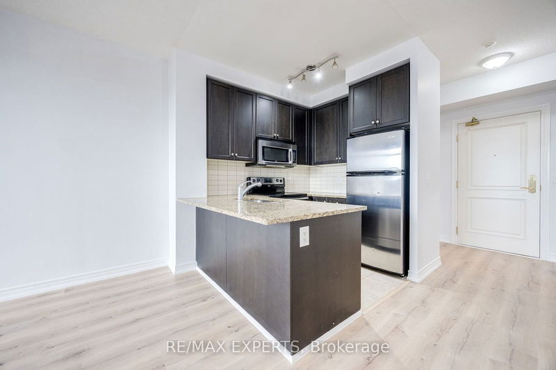  414 - 9245 Jane St  Vaughan, L6A 0J9 | Image 7