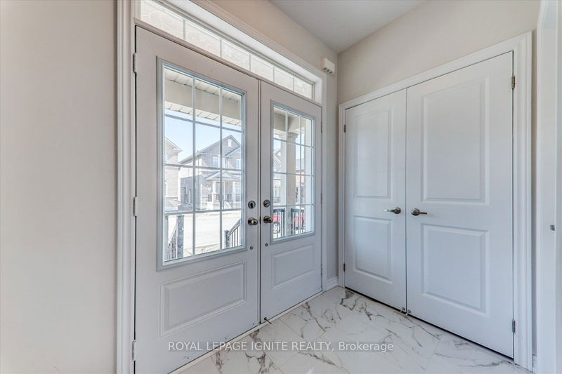 11 Waterleaf Rd  Markham, L6B 0Z3 | Image 2