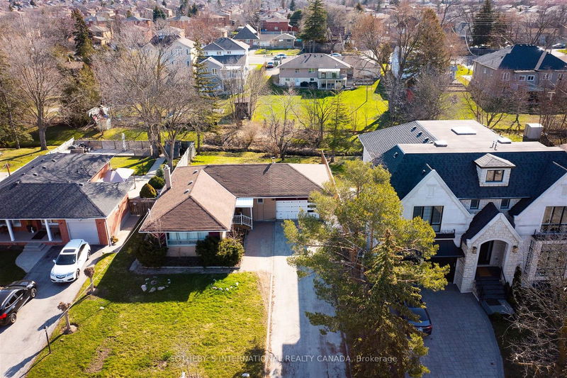 17 Ryder Rd  Vaughan, L6A 1E4 | Image 1