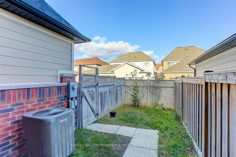 57 Bittersweet St  Markham, L6B 0Y3 | Image 38