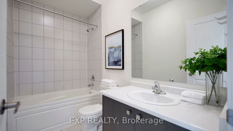 7 Breyworth Rd  Markham, L6C 0Z5 | Image 24