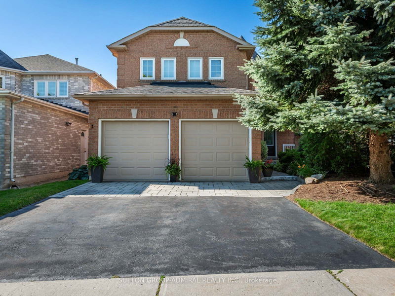 9 El Dorado St  Richmond Hill, L4C 0G9 | Image 1