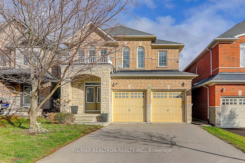 home for lease on main-34 Magdalan Crescent