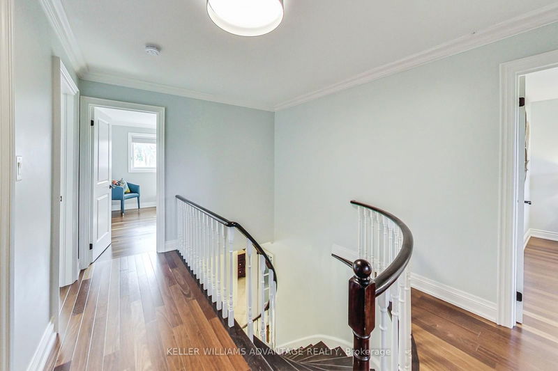 325 Buckingham Rd  Newmarket, L3Y 6K6 | Image 16