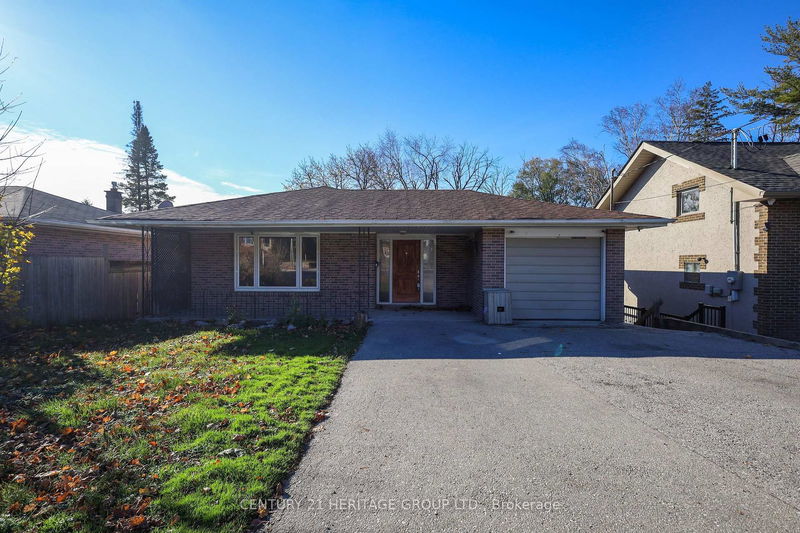 home for lease on 12918 Keele Street
