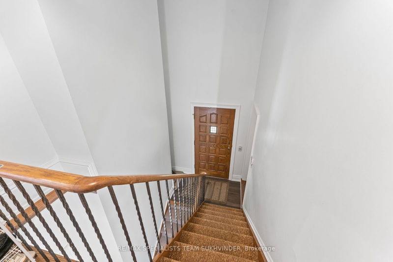 109 Collard Dr  King, L7B 1E4 | Image 34