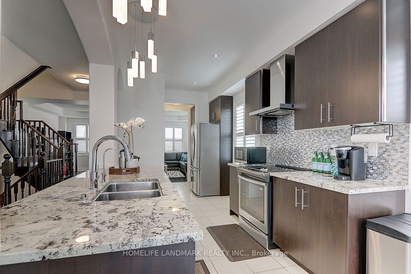 1 Donald Buttress Blvd W Markham, L6C 0J4 | Image 21