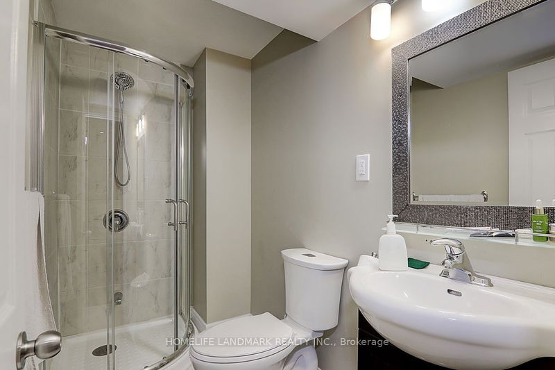 1 Donald Buttress Blvd W Markham, L6C 0J4 | Image 38