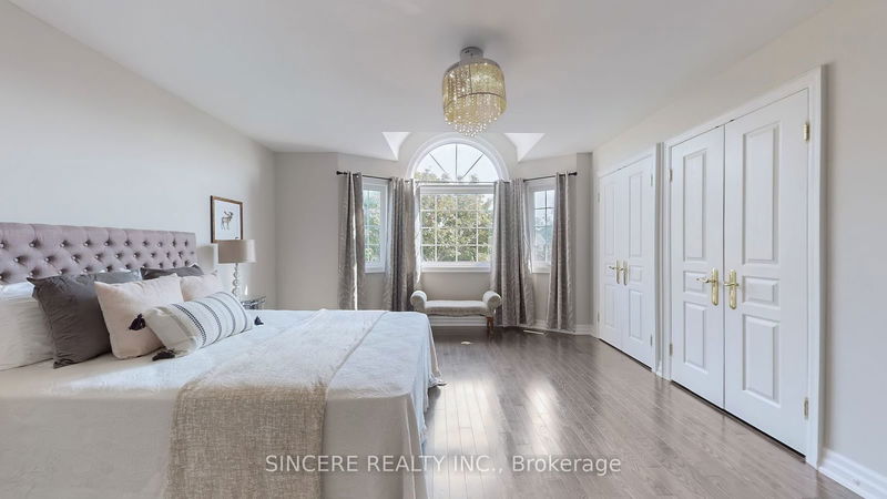 365 Fern Ave  Richmond Hill, L4C 8P6 | Image 15