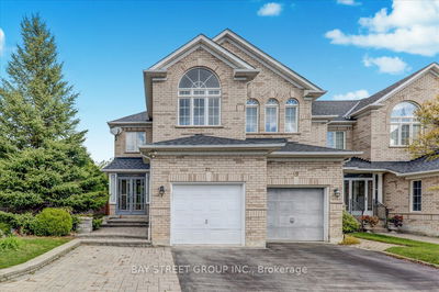 21 DEBONAIR Dr  Richmond Hill, L4C 0R2 | Image 1