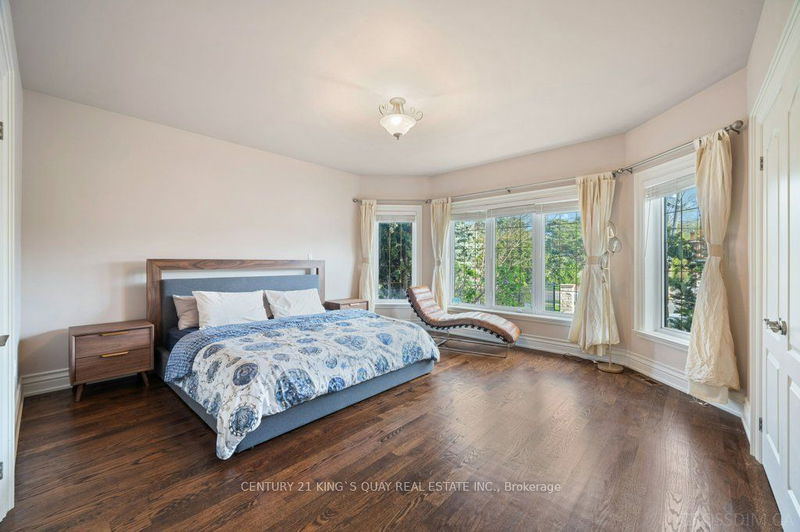 22 Garden Ave  Richmond Hill, L4C 6L9 | Image 26