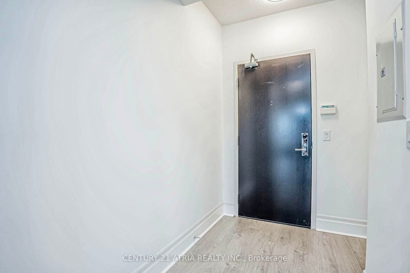  402 - 131 Upper Duke Cres  Markham, L6G 0C9 | Image 3