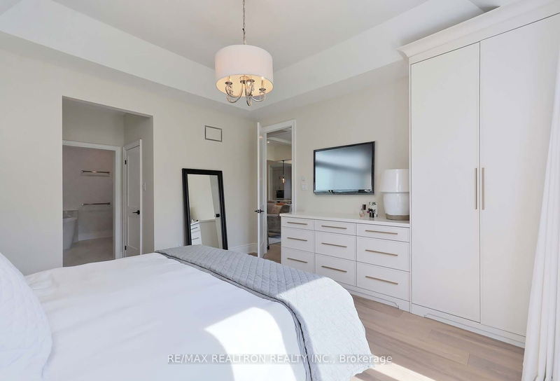 243 Babes Way   Whitchurch-Stouffville, L4A 0K3 | Image 23