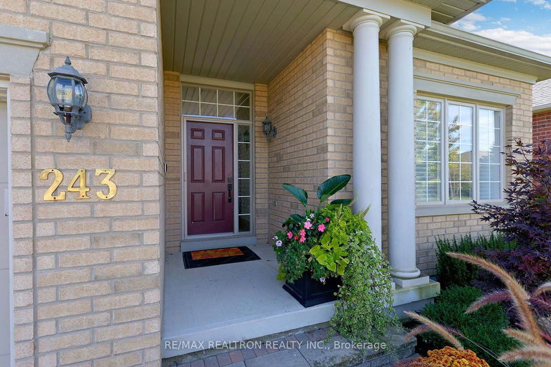 243 Babes Way   Whitchurch-Stouffville, L4A 0K3 | Image 4