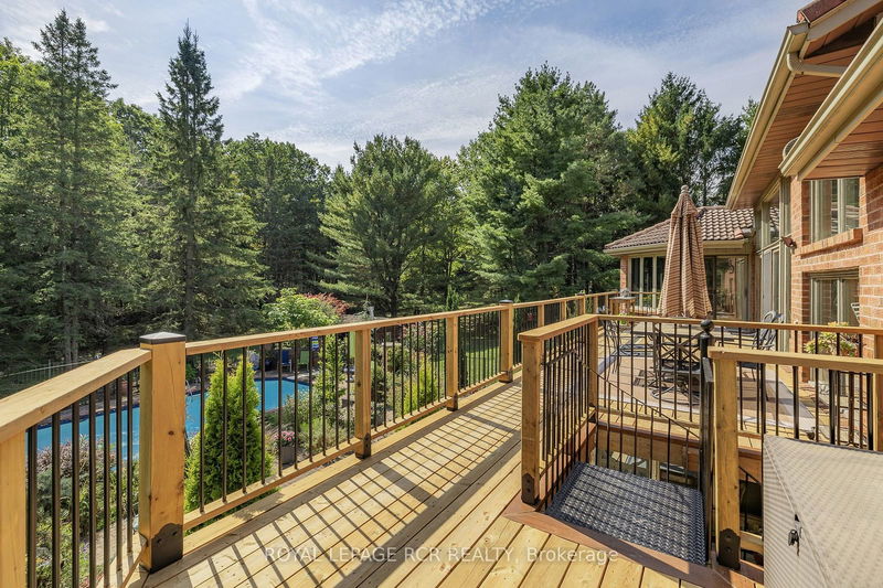 33 Island Lake Dr  Whitchurch-Stouffville, L4A 7X4 | Image 25