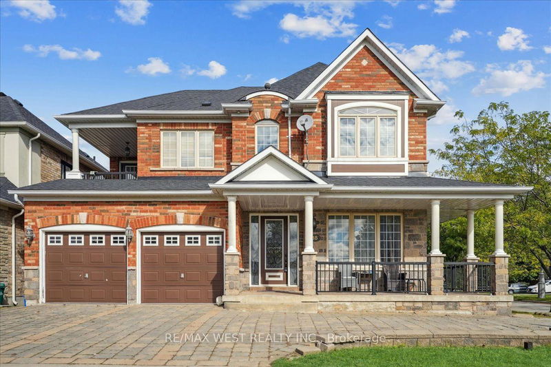 18 Augustine Ave  Richmond Hill, L4E 4X6 | Image 1