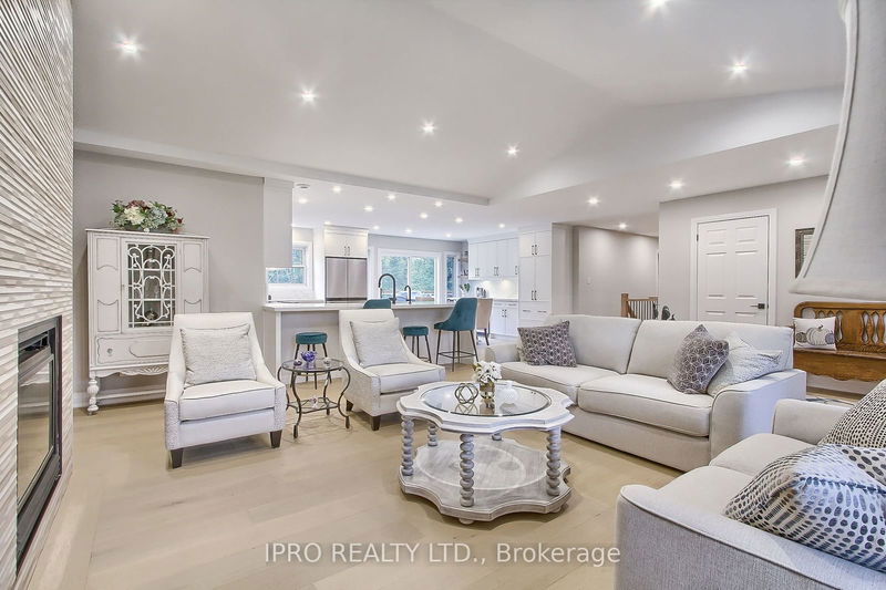 1254 Gilford Rd  Innisfil, L0L 1R0 | Image 5