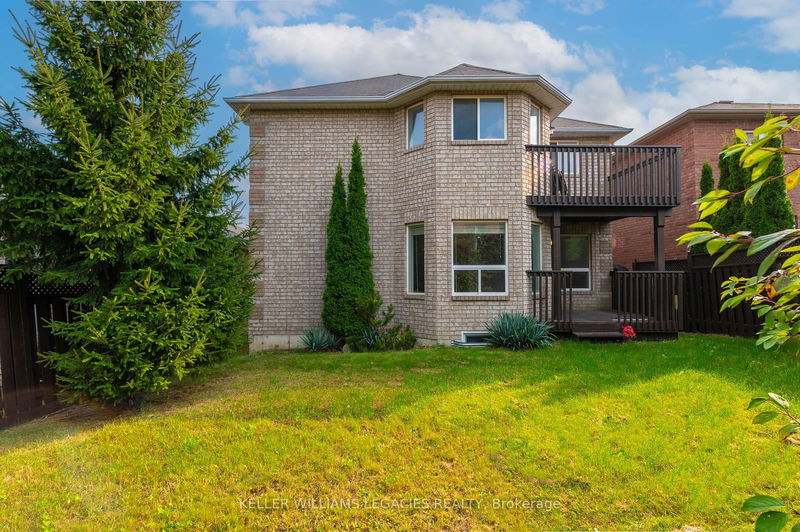 1422 Benson St  Innisfil, L9S 0C8 | Image 19