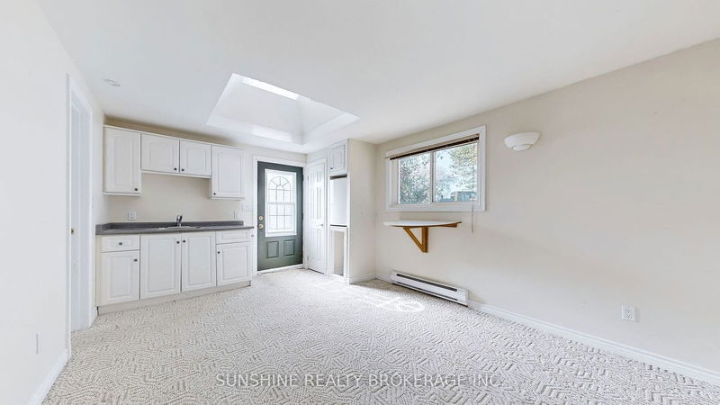 235 Hedge Rd  Georgina, L0E 1R0 | Image 34