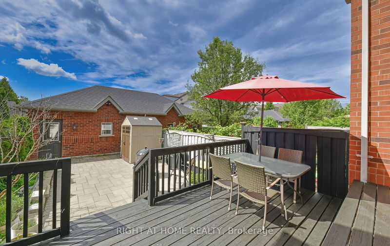 119 The Fairways   Markham, L6C 2A7 | Image 25