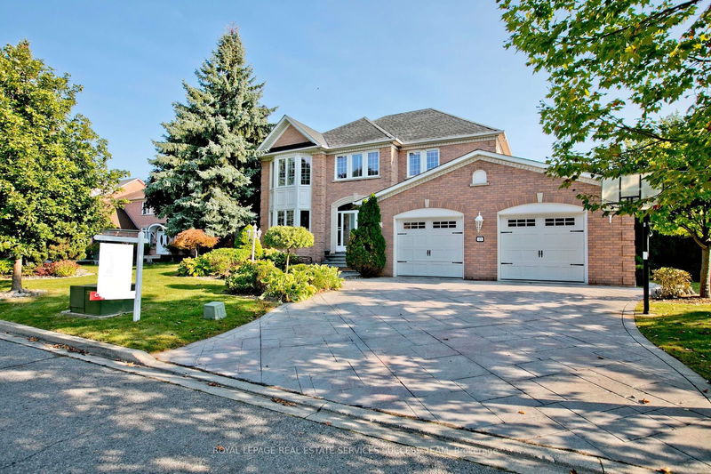 37 Heatherwood Cres  Markham, L3R 8W6 | Image 1